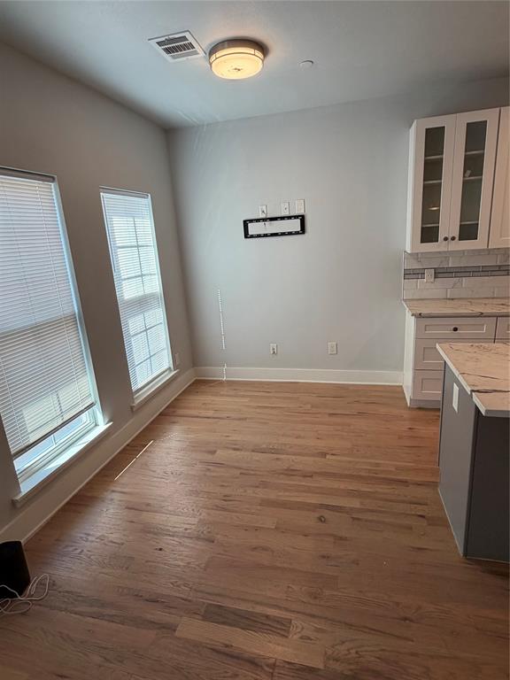 STUTZ CONDOMINIUM - Residential