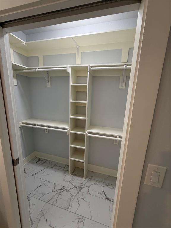 STUTZ CONDOMINIUM - Residential