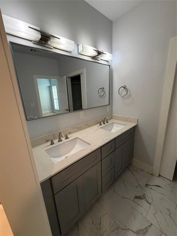 STUTZ CONDOMINIUM - Residential