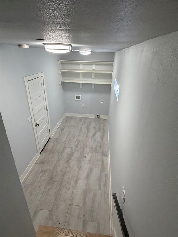 STUTZ CONDOMINIUM - Residential