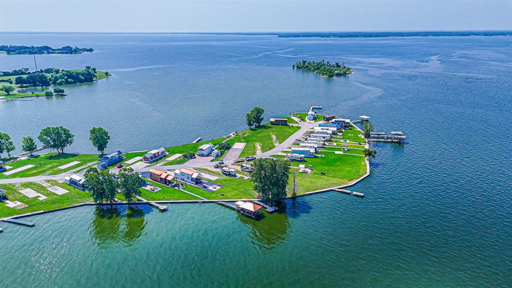 Peninsula Point - Land