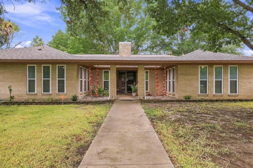 1908 Nancy Lea Drive