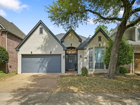 4025 Azure Lane Addison TX 75001