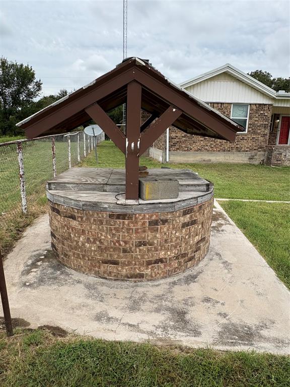 J Tarlton Surv Abs # 825 - Residential