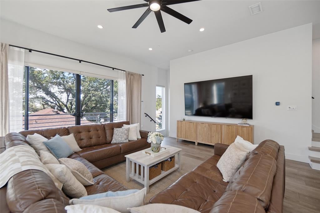 1865 Summit Avenue 105