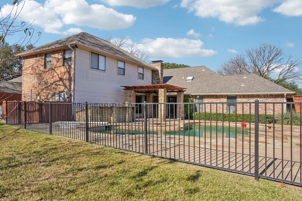 North Lake Woodlands 07 - Residential