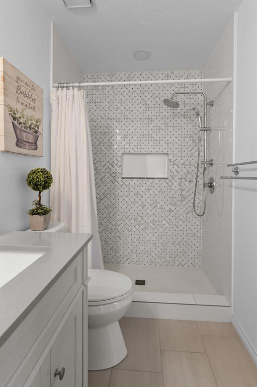 Shadowood Trail Condo - Residential