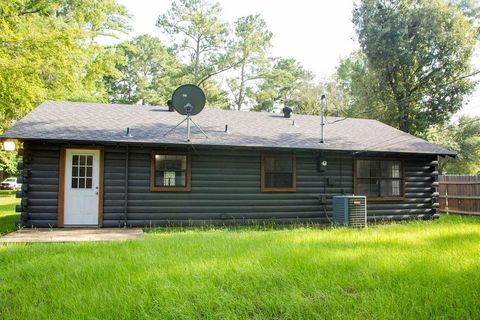 A home in Lone Star