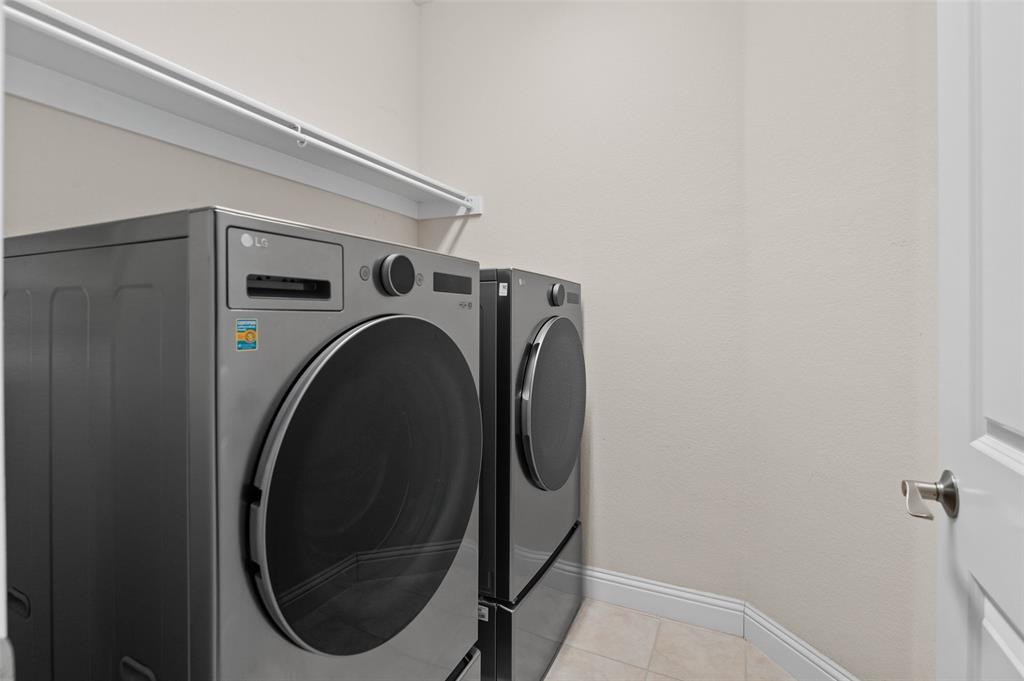 Rolling Mdws East - Residential