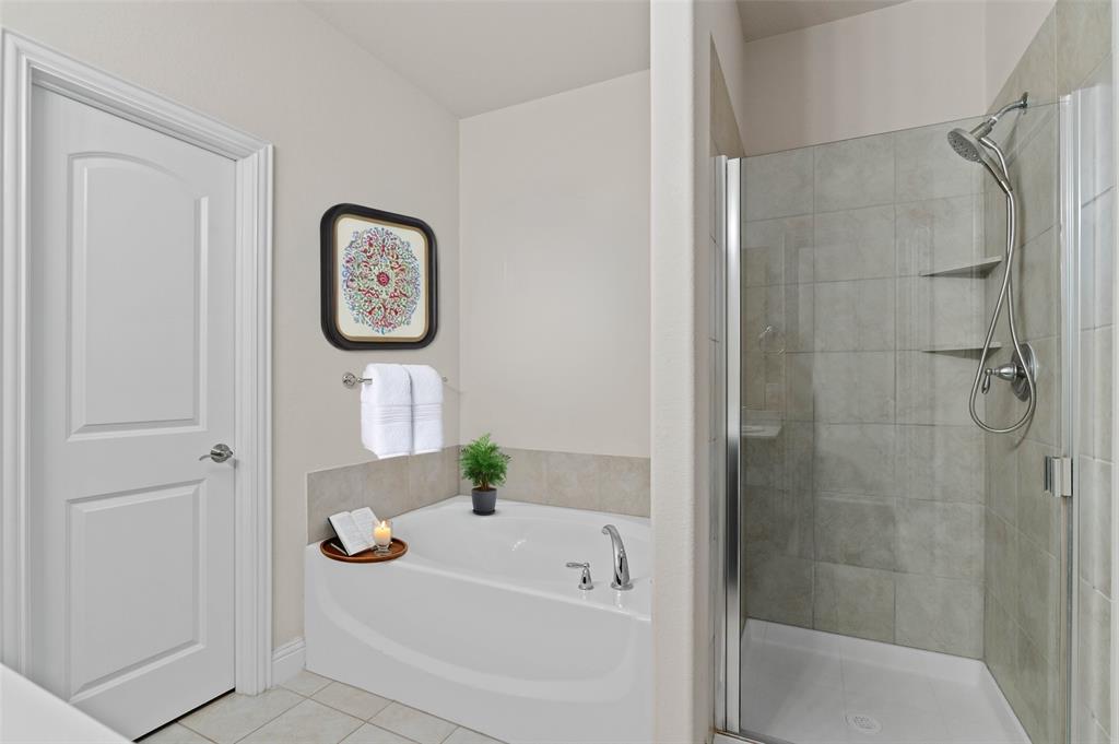 Rolling Mdws East - Residential