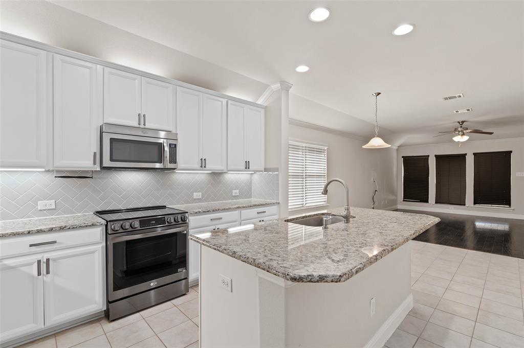 Rolling Mdws East - Residential