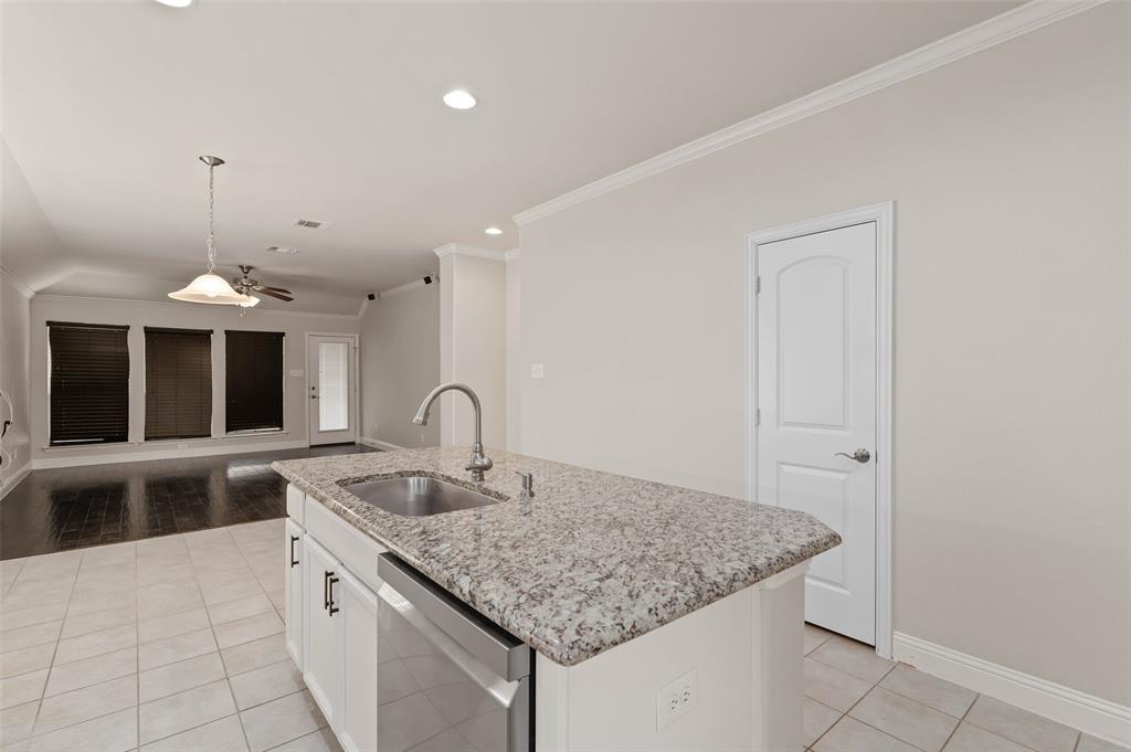 Rolling Mdws East - Residential