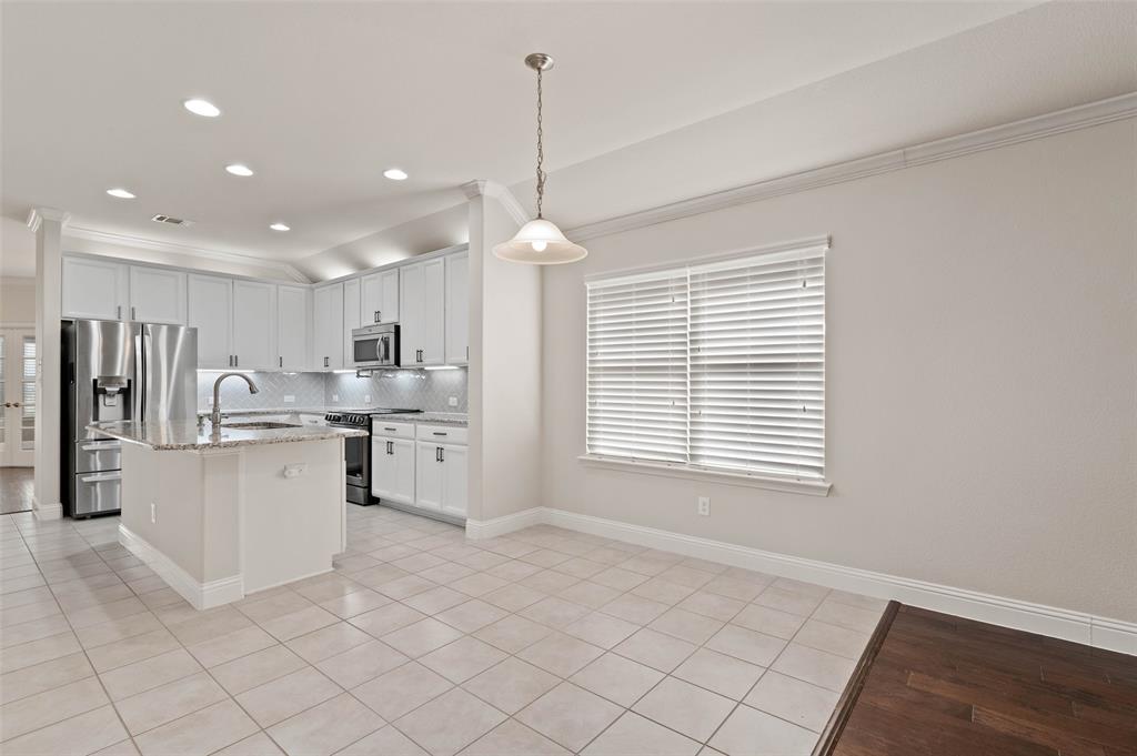 Rolling Mdws East - Residential