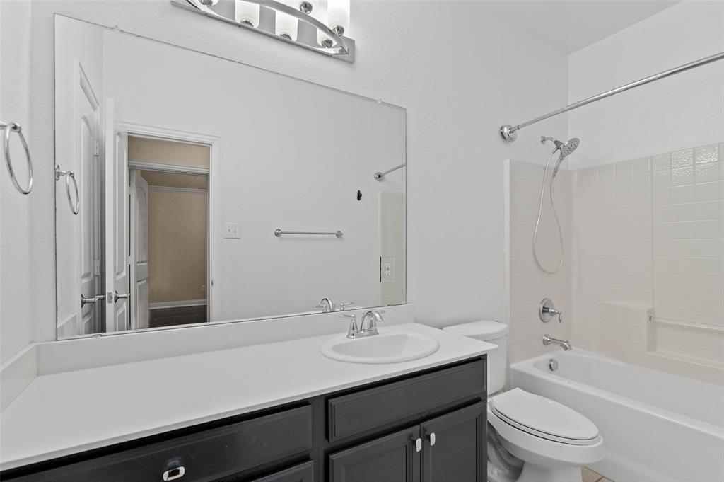 Rolling Mdws East - Residential