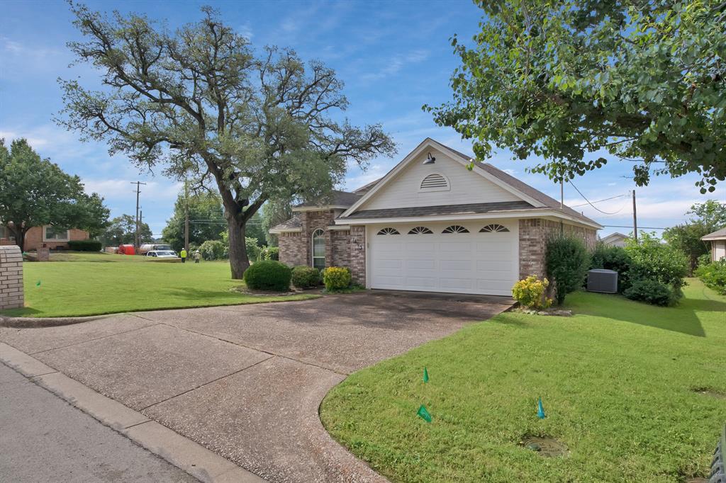 1403 Westwood Drive