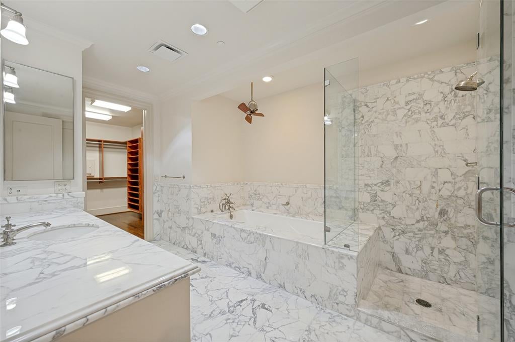 3505 Turtle Creek Boulevard 10C