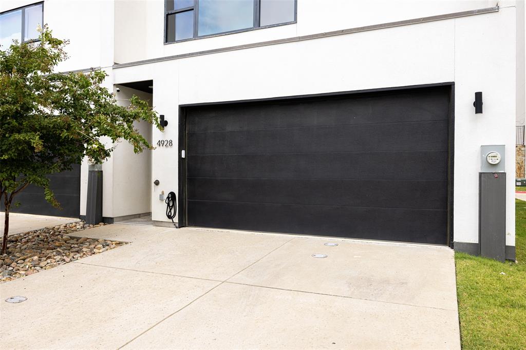 Westport Lakeview Villas - Residential