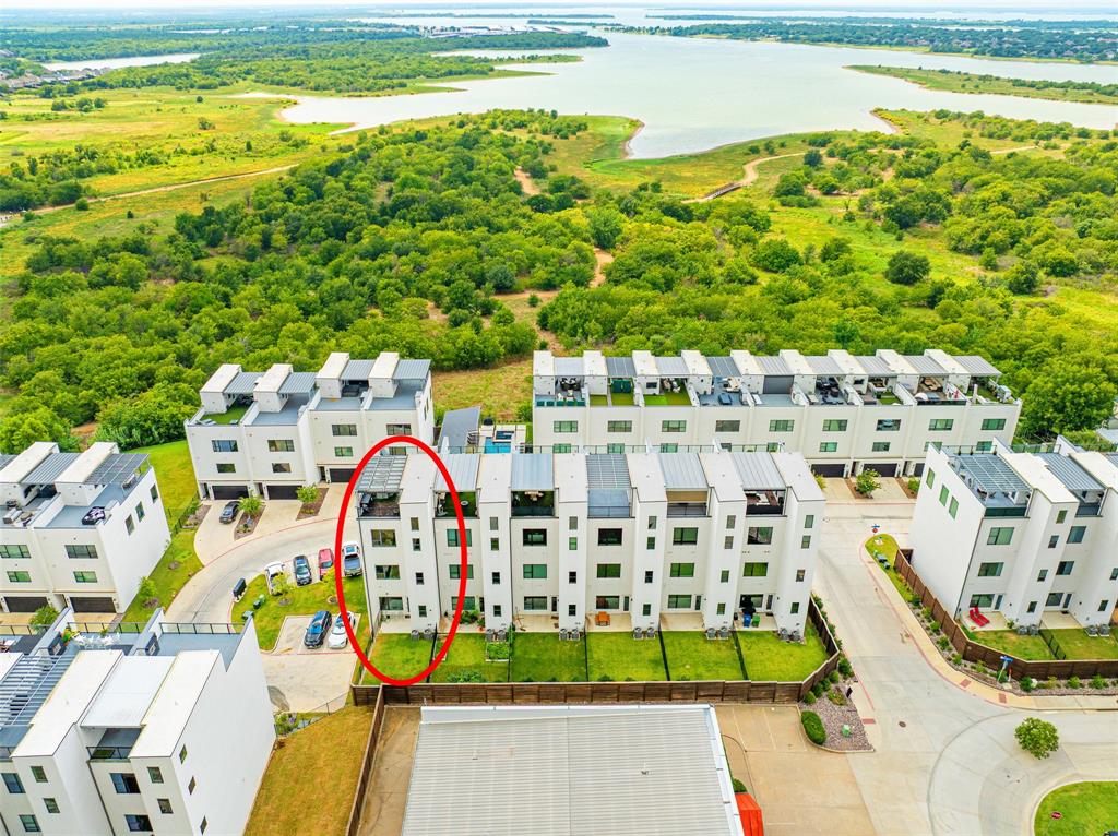 Westport Lakeview Villas - Residential