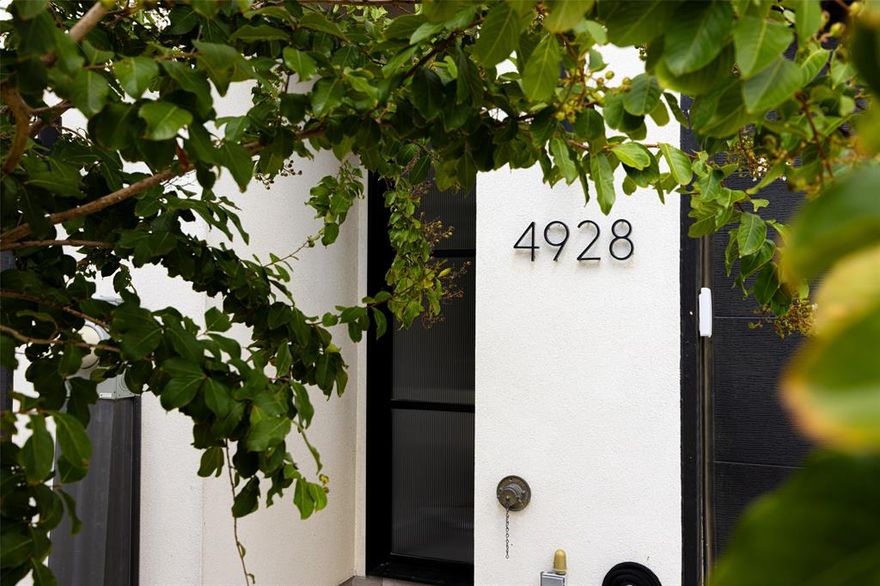 Experience elevated living in this stunning 4-story luxury corner townhome, thoughtfully designed to combine modern architecture, advanced technology, + resort-style amenities. Showcasing panoramic lake views + a true rooftop oasis, this newer construction home is finished with 5-inch wide plank real oak hardwood flooring throughout every level.
Enjoy complete control at your fingertips with a fully integrated smart home system. Whole-home audio, video, lighting, and motorized blinds are all operable through the RTI app, with speakers integrated throughout every room, bathroom, and hallway. All lighting is outfitted with Lutron dimming switches,+ every window features custom Hunter Douglas motorized shades.
The rooftop patio is a true showstopper—designed for year-round enjoyment + entertaining. This expansive space features custom flooring, a built-in Coyote grill, outdoor refrigerator and sink, two zones of outdoor speakers with a subwoofer, a full sauna,+ motorized UV shades enclosing all sides of the pergola for comfort in any season. Inside, the living room is an entertainer’s dream, anchored by a custom wet bar w ice maker, beverage refrigerator, dual-zone wine cooler, glass shelving, + custom tile backsplash.
The chef’s kitchen is equally impressive, featuring a professional Thermador appliance package including a 48” six-burner range w griddle, steam + convection ovens, warming drawer, + commercial-grade hood. A dramatic waterfall quartz island w hidden storage serves as the focal point, complemented by a butcher block prep island. All kitchen + bathroom cabinetry is Milania soft-close, reflecting exceptional craftsmanship throughout. Spa-inspired bathrooms elevate daily living, each appointed with floating Milania vanities + vessel sinks. The primary suite offers a private retreat wman oversized custom glass steam shower, delivering a true spa-like experience at home.
This exceptional residence effortlessly blends luxury, technology, + lifestyle.