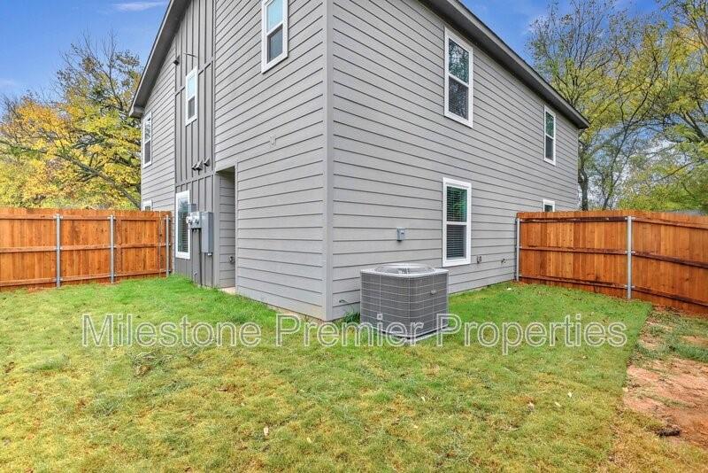 LELARDOUXS ADDN - Residential Lease