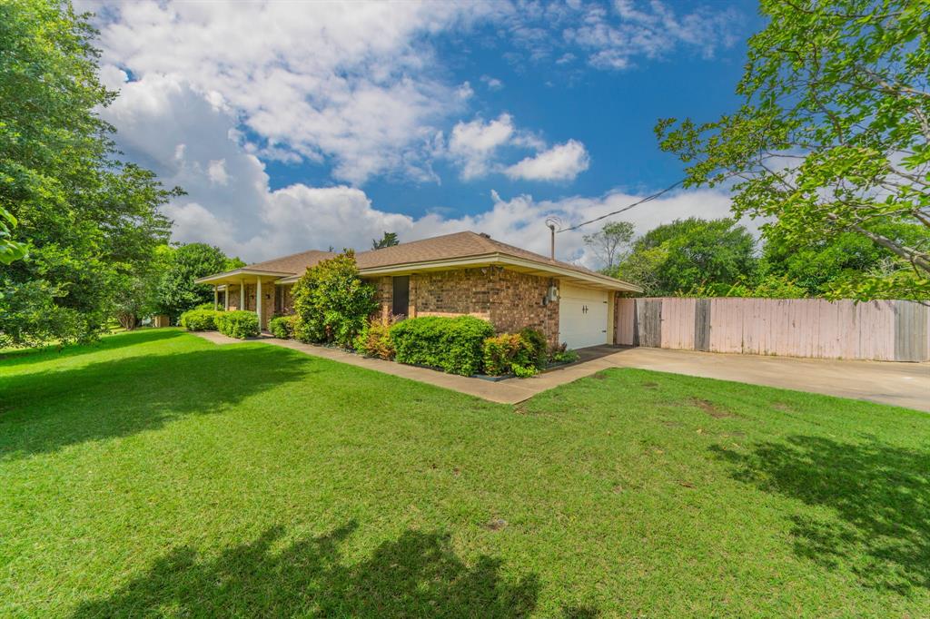 5011 Springbrook Drive