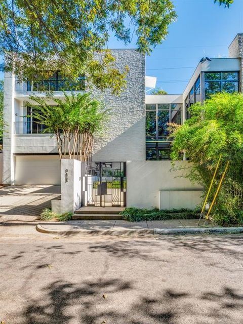 3818 Turtle Creek Drive Dallas TX 75219