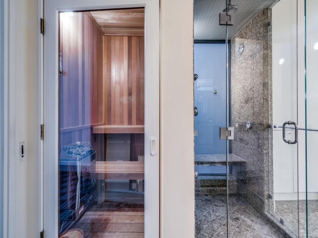 John Ridings Lee Turtle Creek Estate - Residential