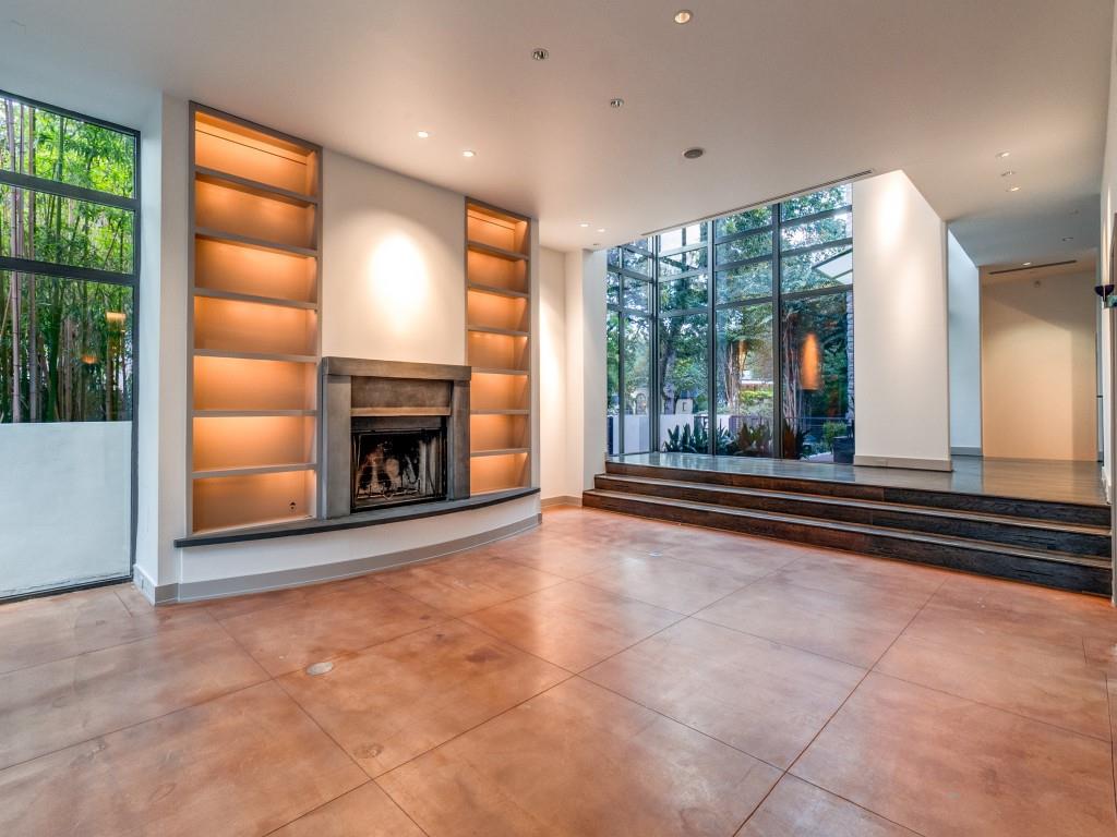 3818 Turtle Creek Drive