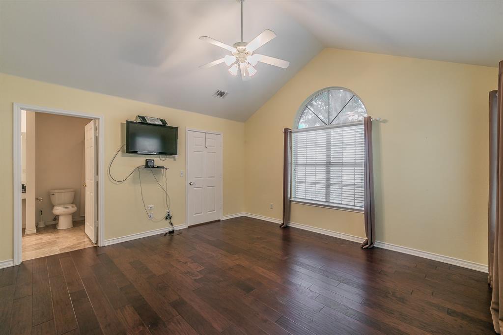 Pebblebrook Village Condo - Residential