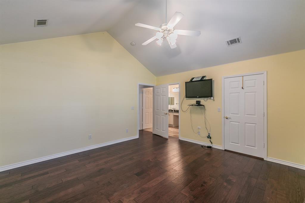 Pebblebrook Village Condo - Residential