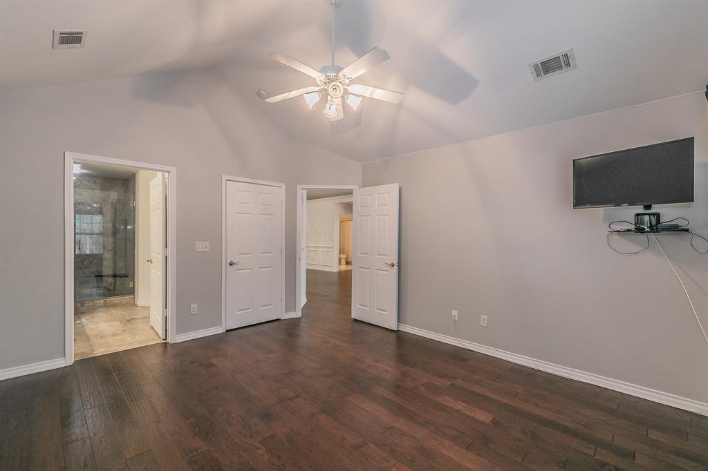 Pebblebrook Village Condo - Residential