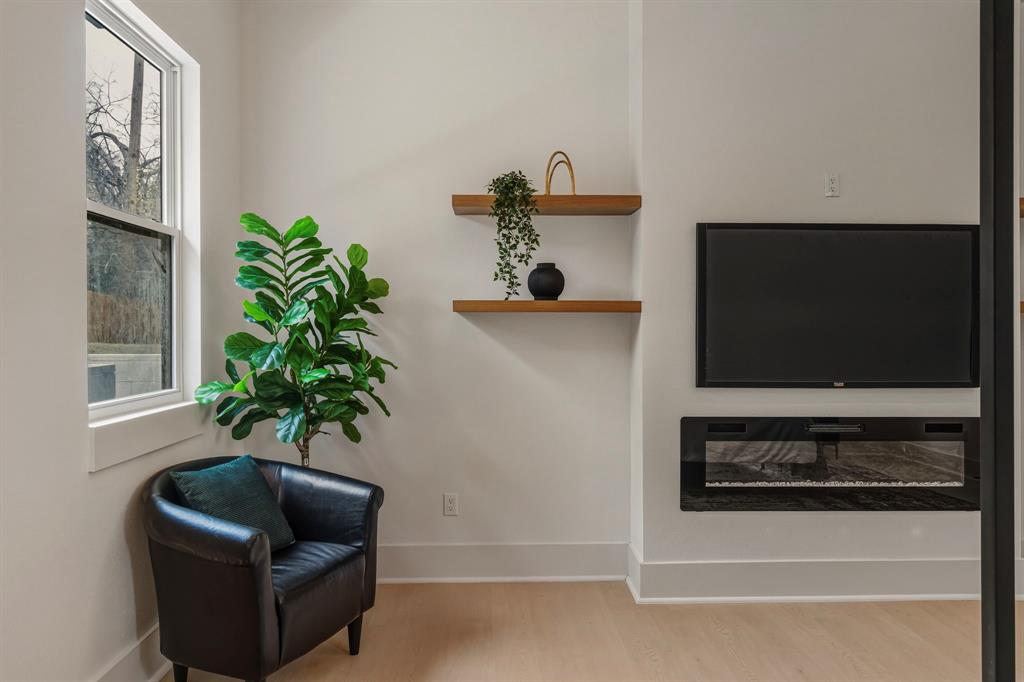 SOUTHERN HILLS - Residential