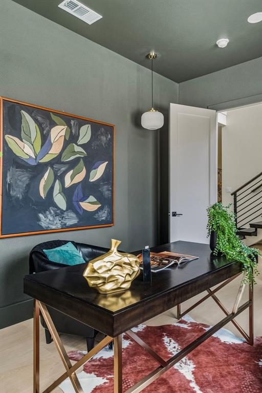 SOUTHERN HILLS - Residential