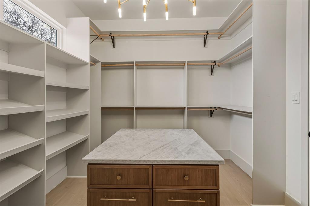 SOUTHERN HILLS - Residential