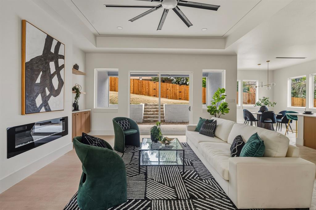 SOUTHERN HILLS - Residential