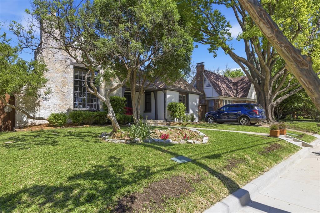 Oak Lawn Heights - Residential