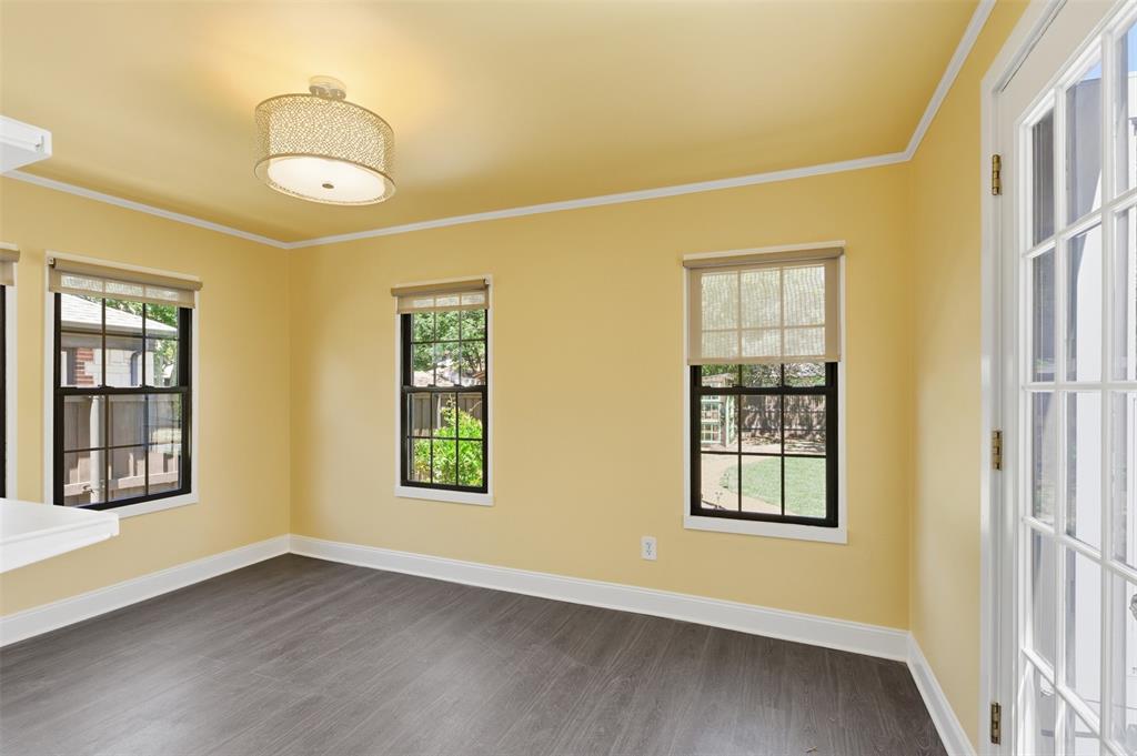 Oak Lawn Heights - Residential