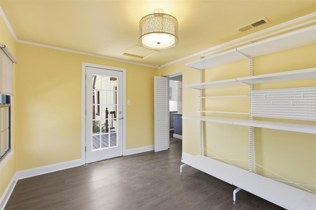 Oak Lawn Heights - Residential