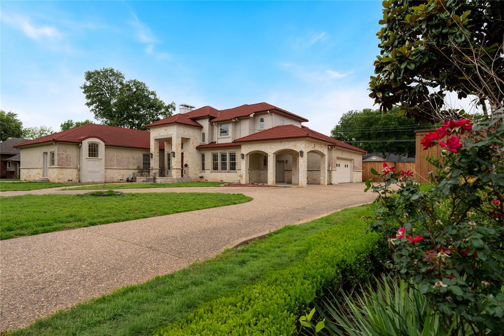 1513 Canyon Oaks Drive