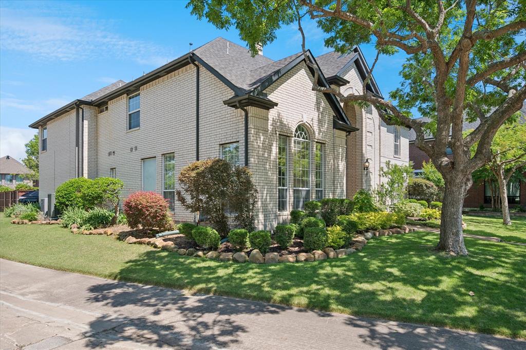 270 Chestnut Court