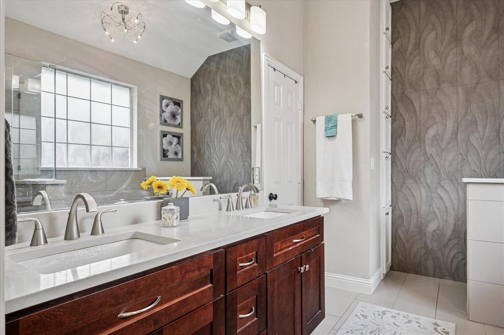 Courts Of Willow Creek - Residential