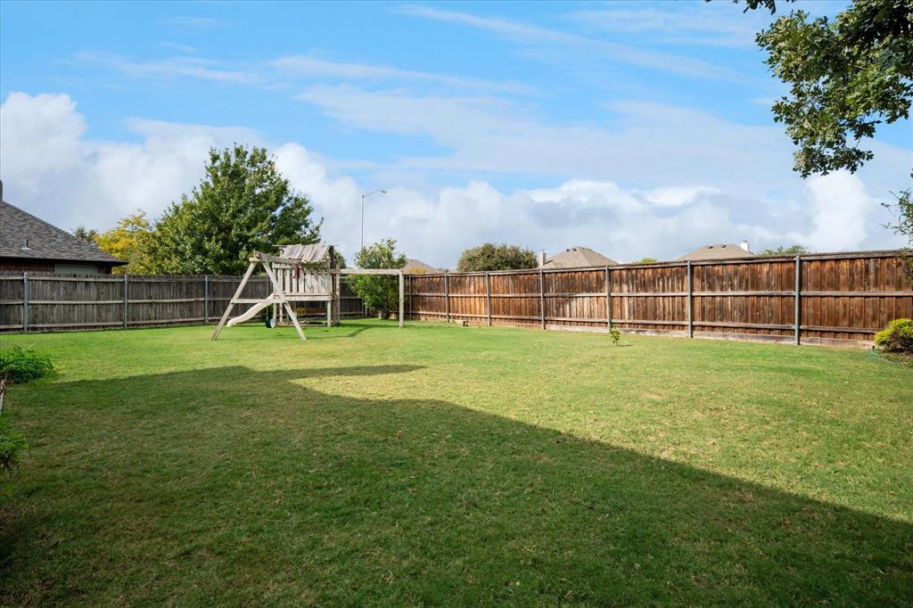 Courts Of Willow Creek - Residential