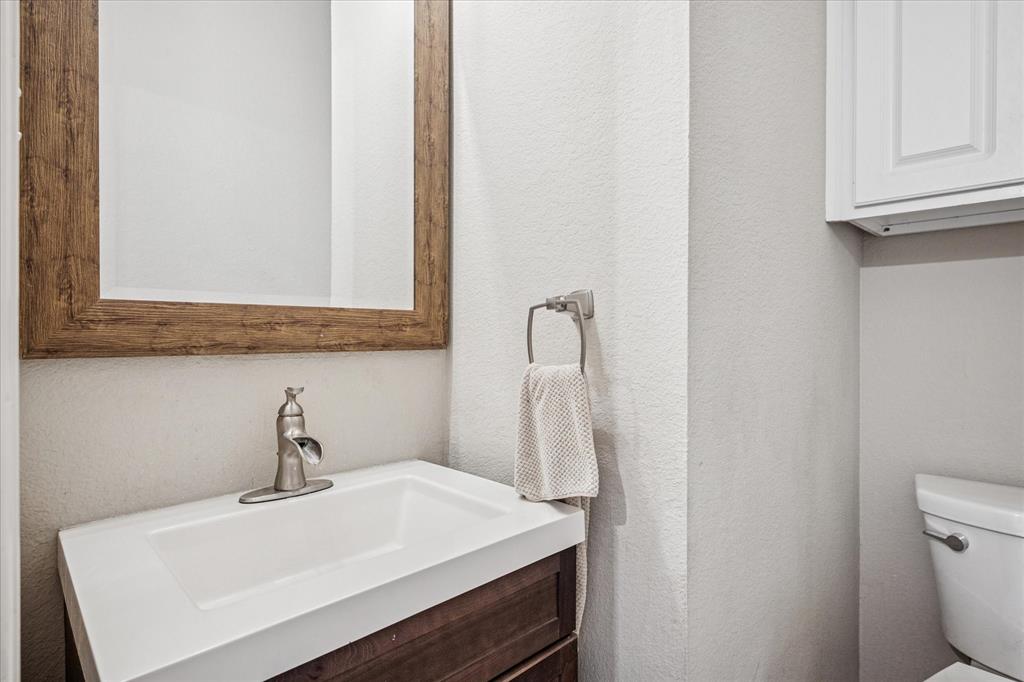 Courts Of Willow Creek - Residential