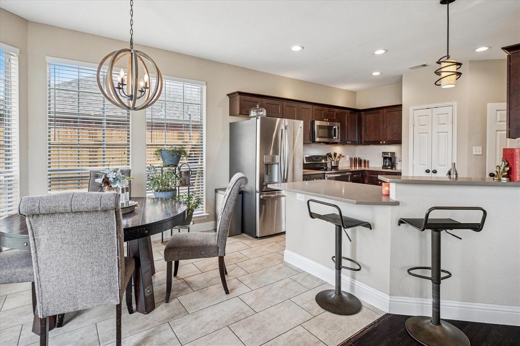 Courts Of Willow Creek - Residential