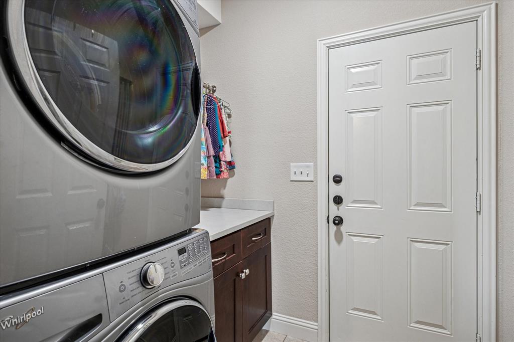 Courts Of Willow Creek - Residential