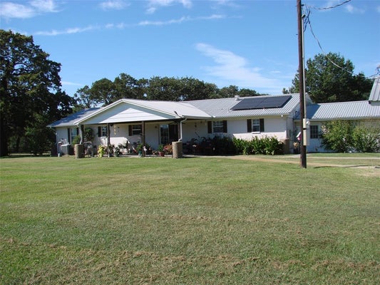 34 DENTON RD, GORDONVILLE, TX 76245 - Image 2d35f360b7f1107eea40d96b4460db5d/3570250890