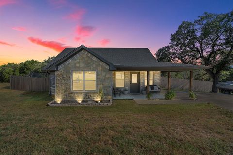 2922 Centaurus Way Granbury TX 76048