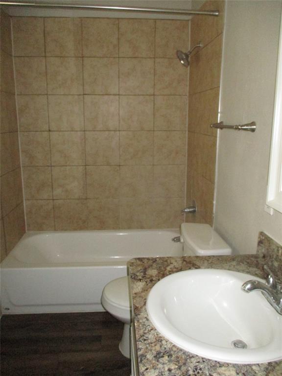 Oakland Hills 01 - Residential Lease