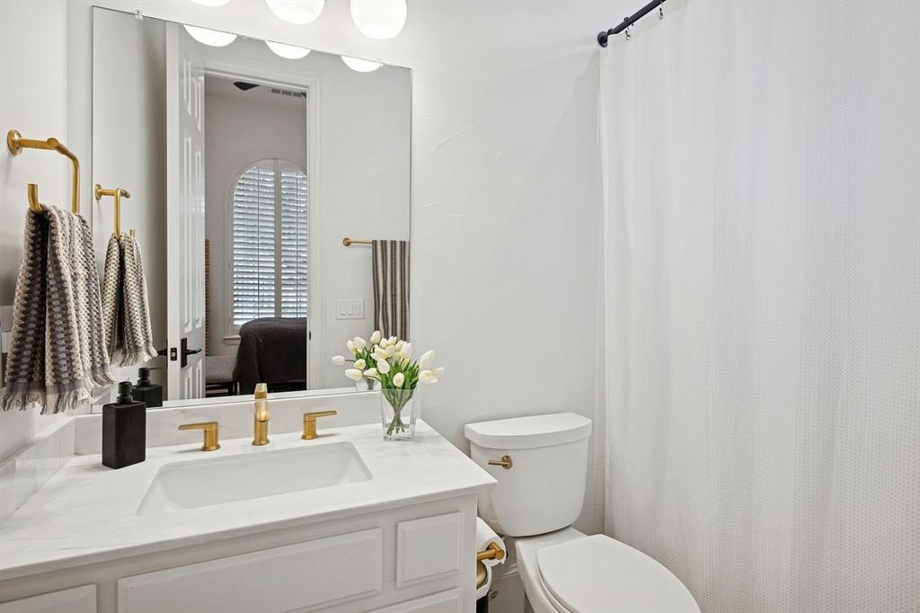 Lacima Manor - Residential