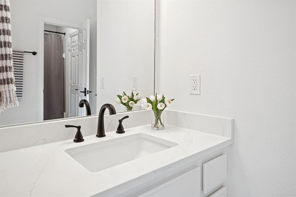 Lacima Manor - Residential